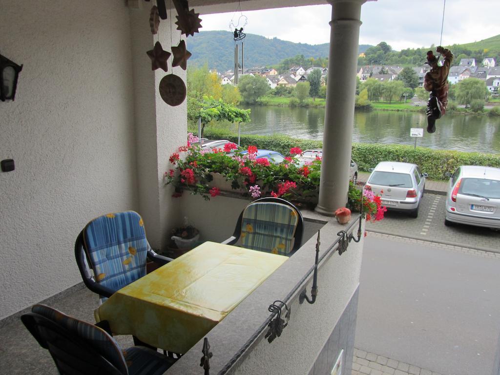 Ferienwohnung Mosel Panorama Zell Exterior foto